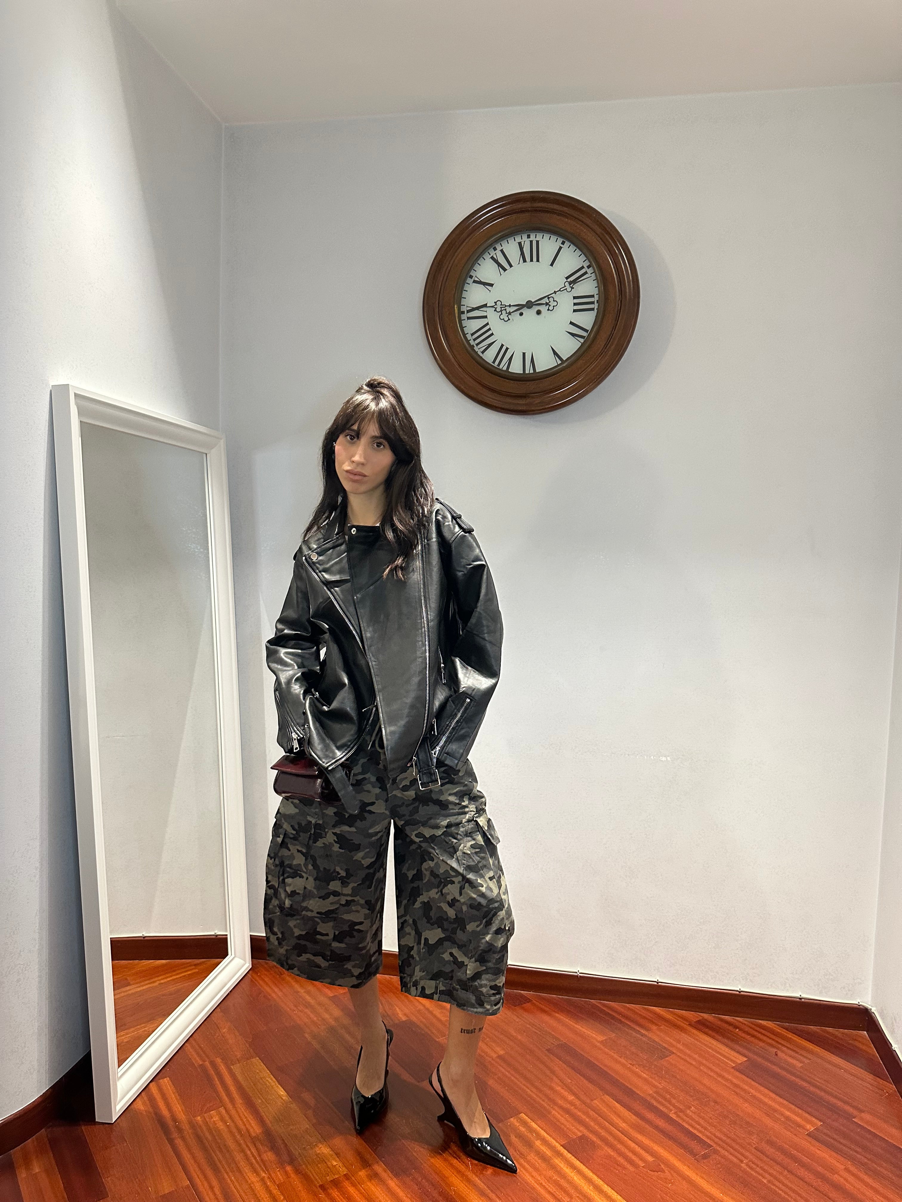 Chiodo Oversize Black