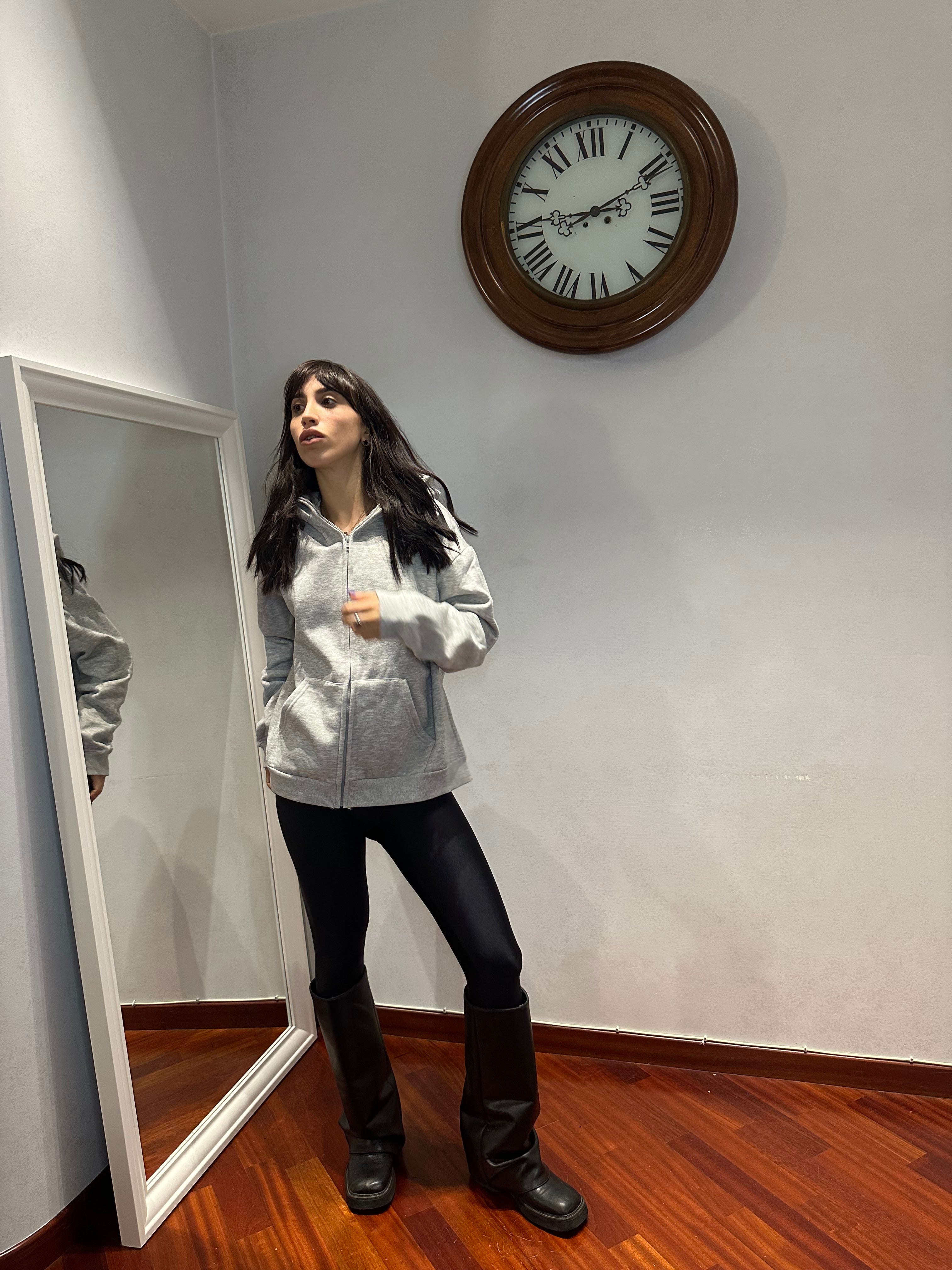 Felpa Don’t Talk to Me.