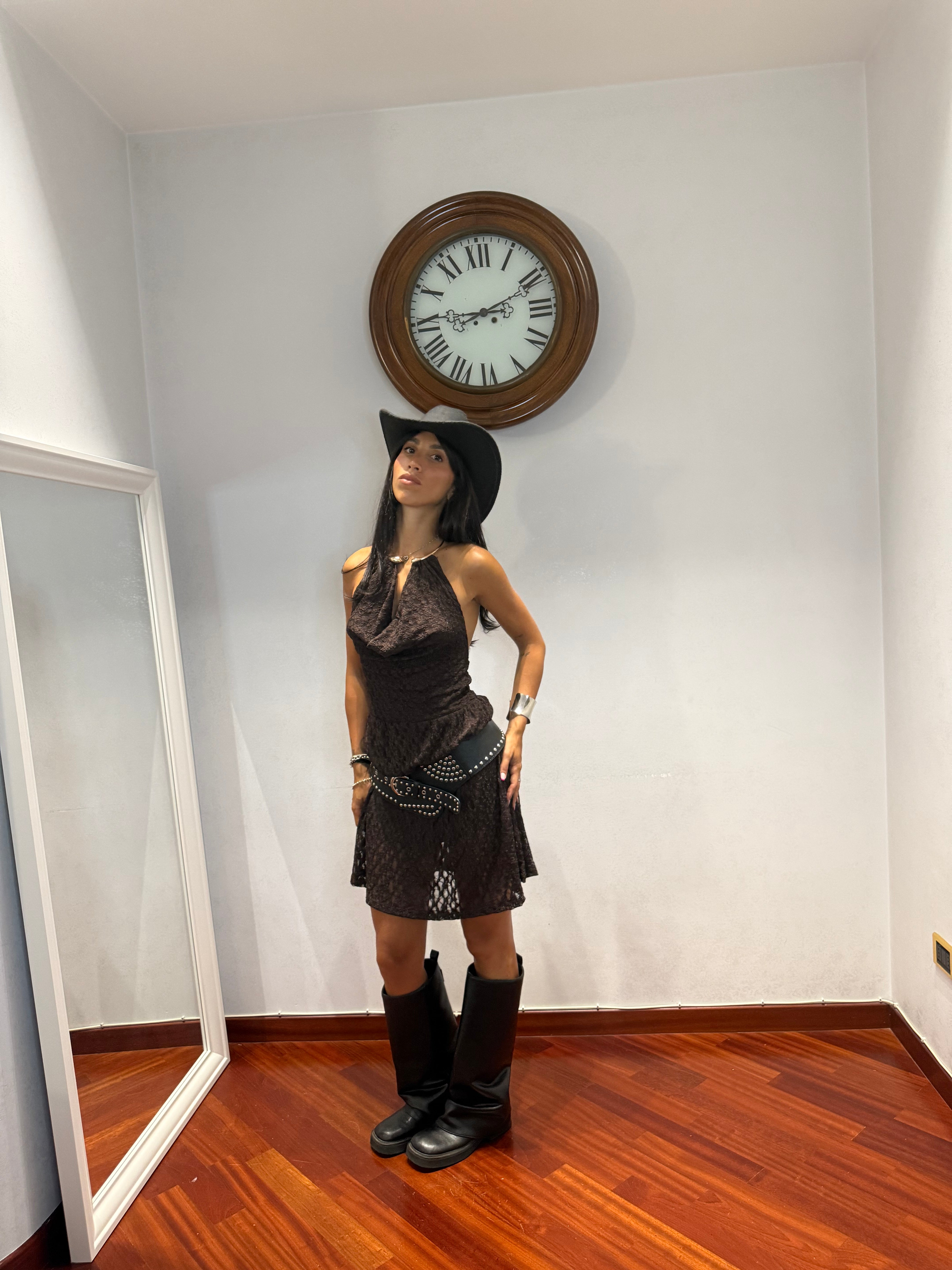 Dress Chocker