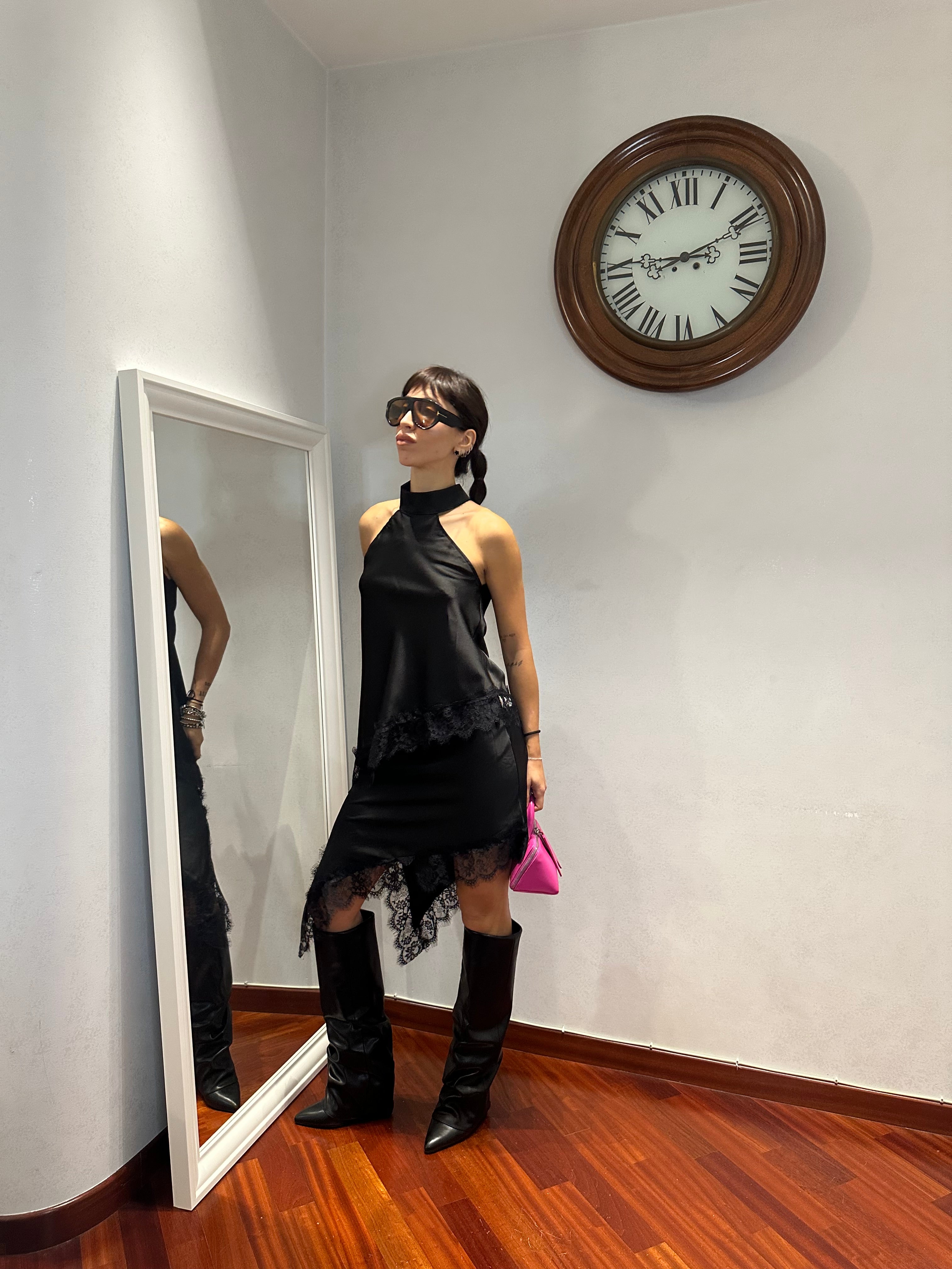 Top Viral Halter Black