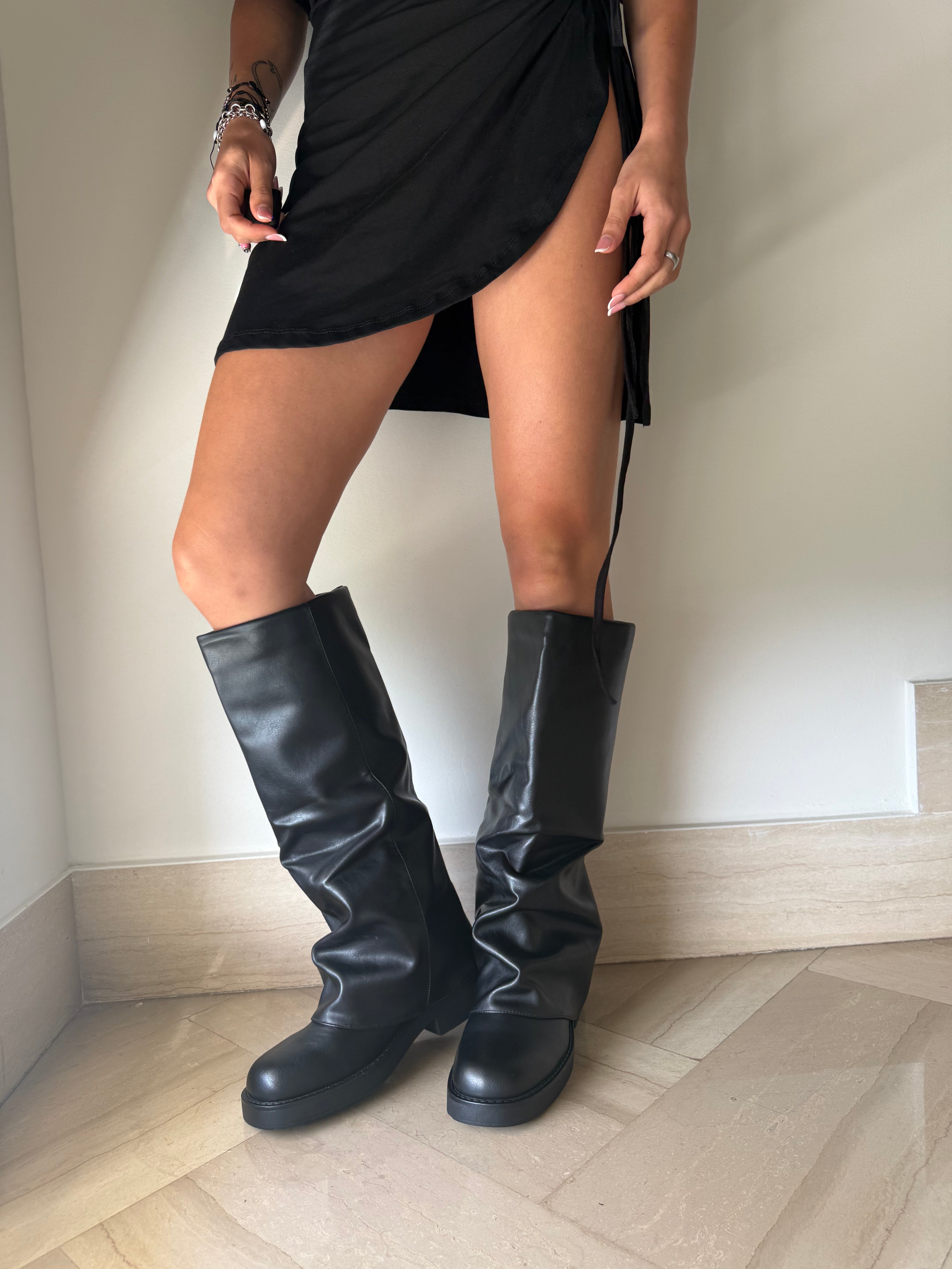 Boots Iconic