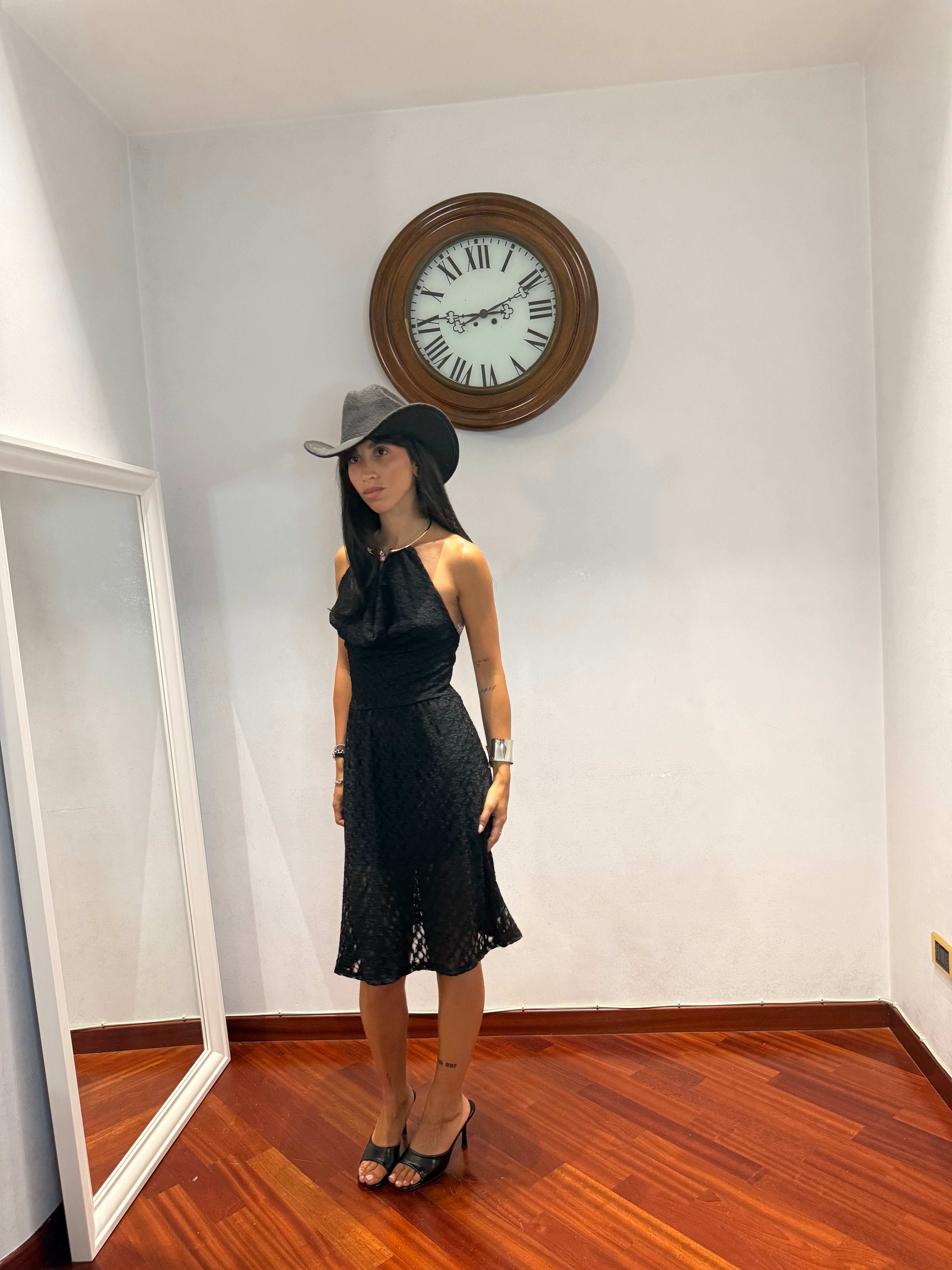 Dress Chocker