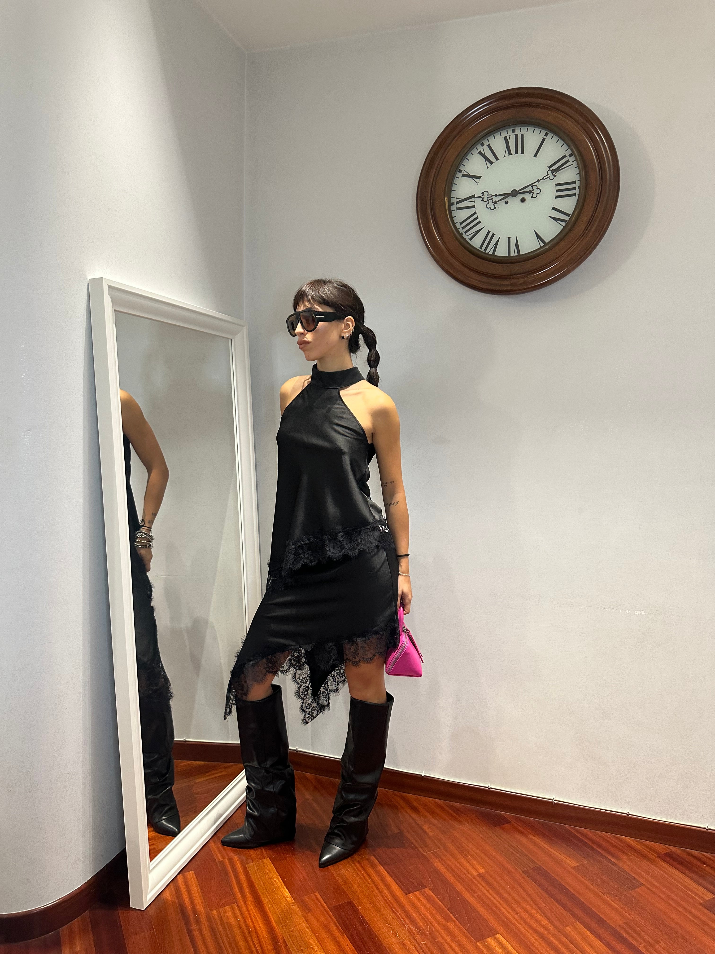 Top Viral Halter Black