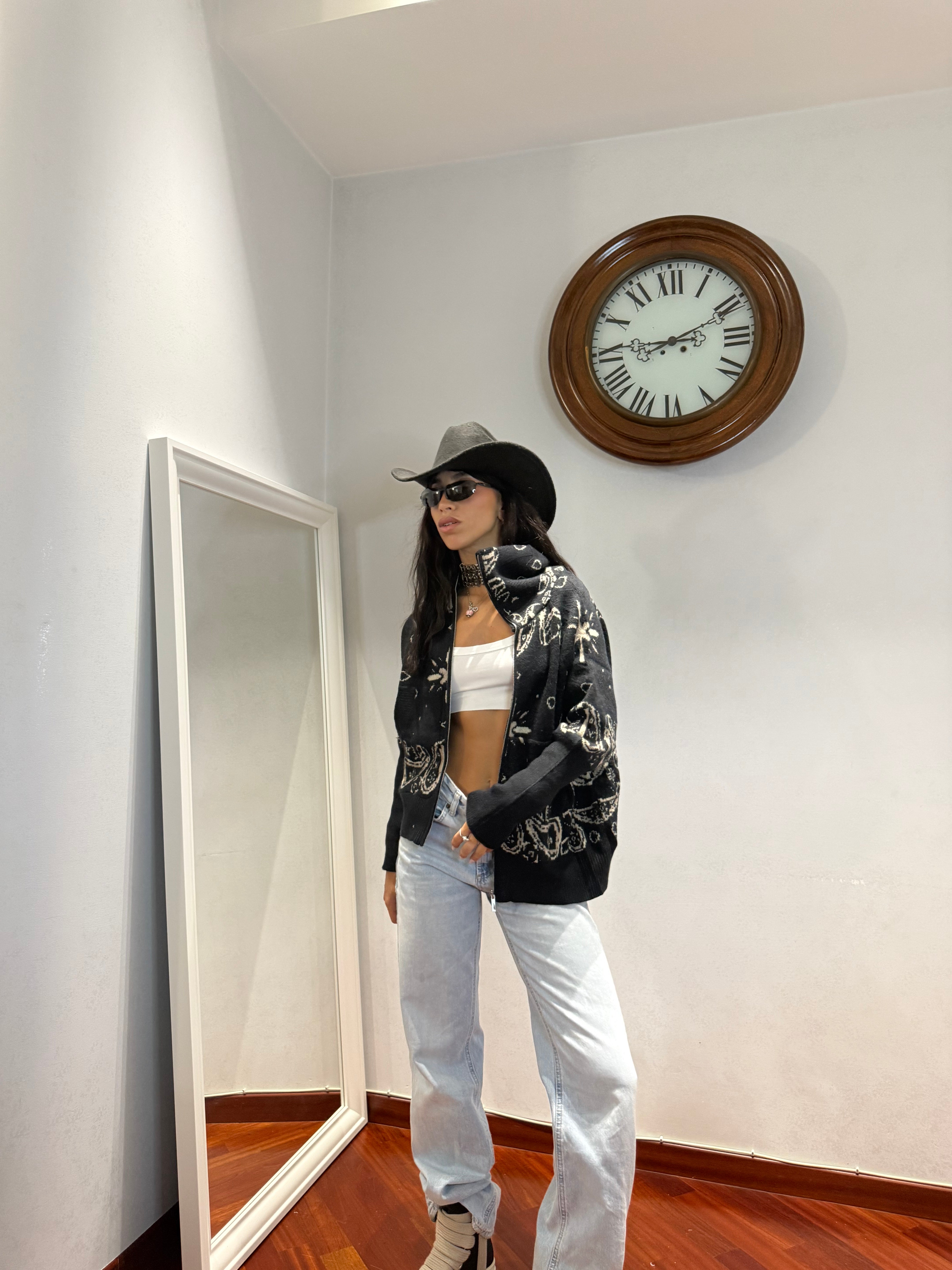 Cardigan Bandana