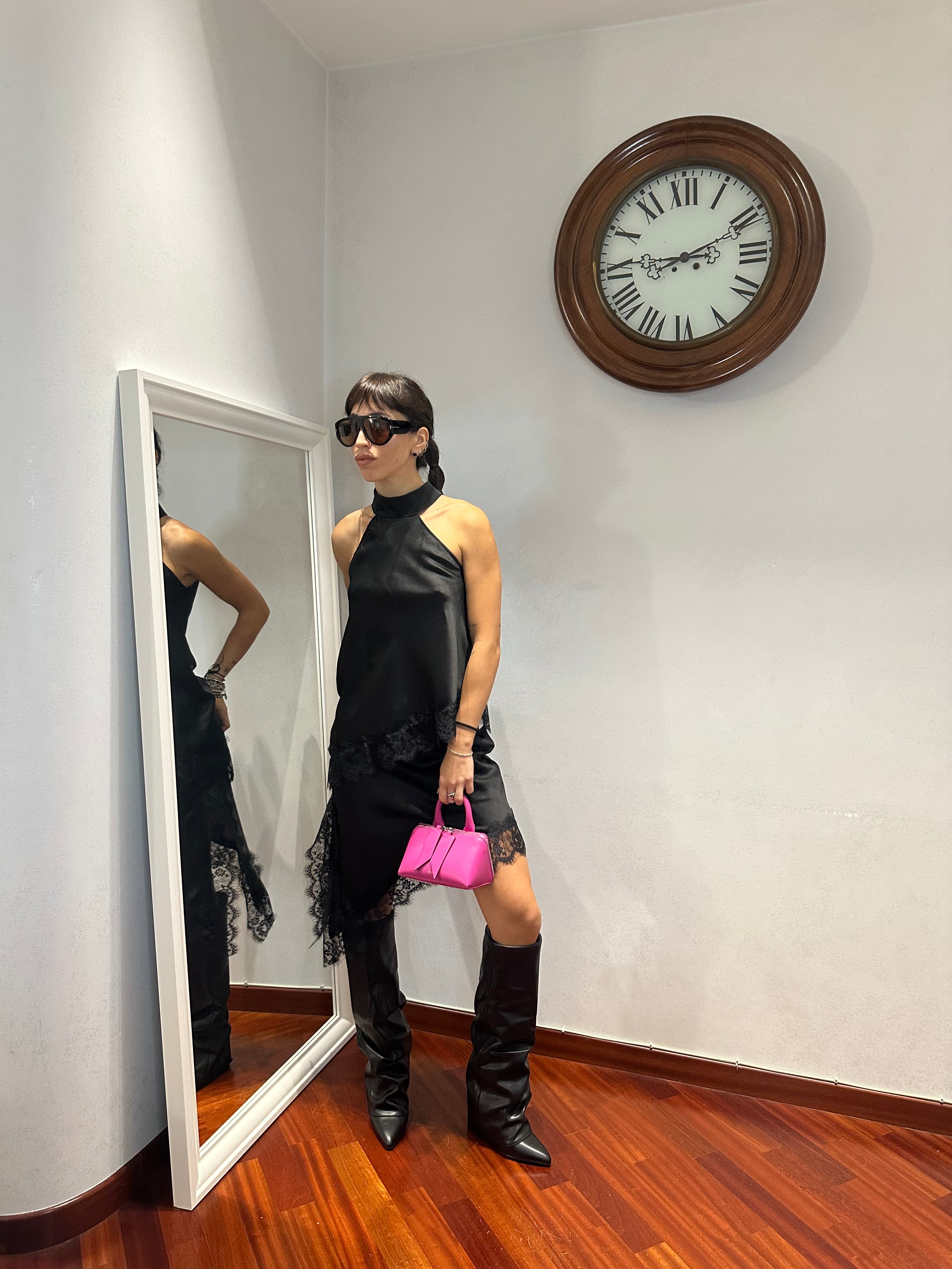 Top Viral Halter Black