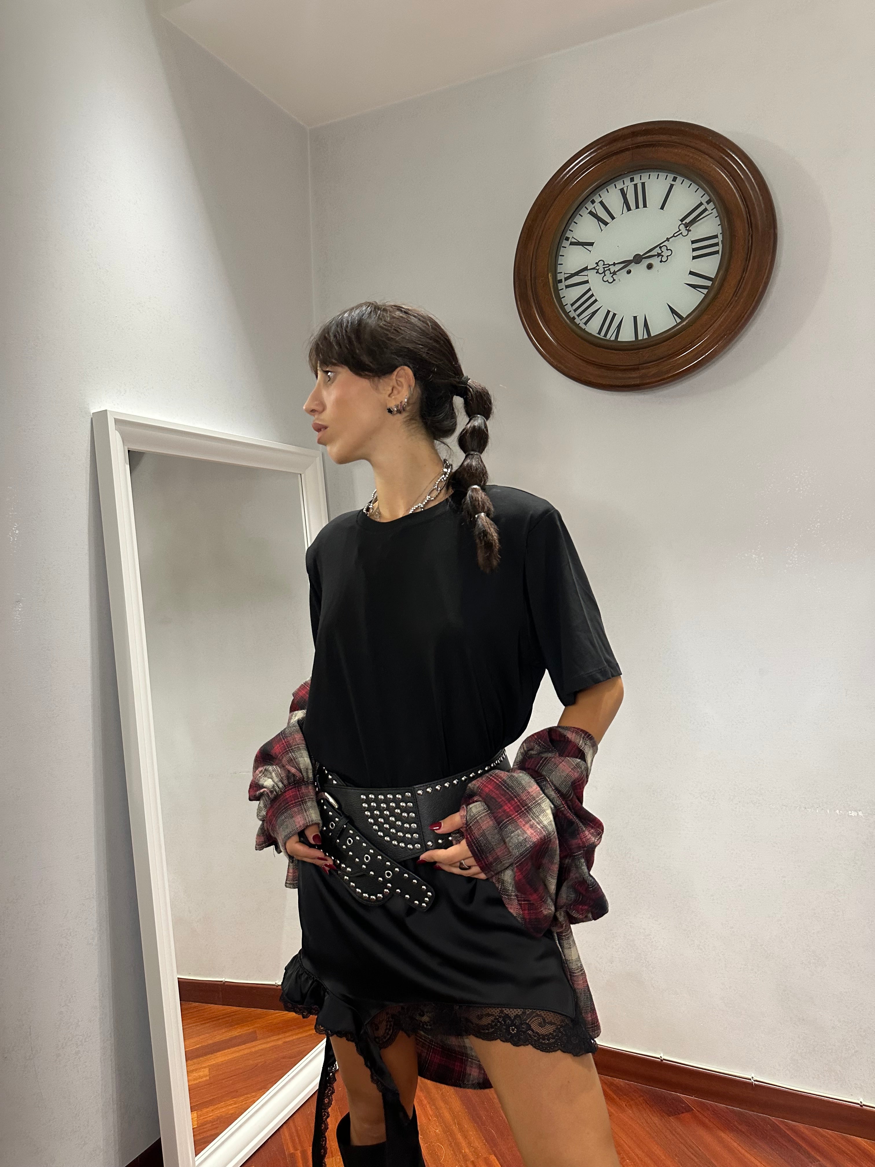 T-shirt basic spalline Nera