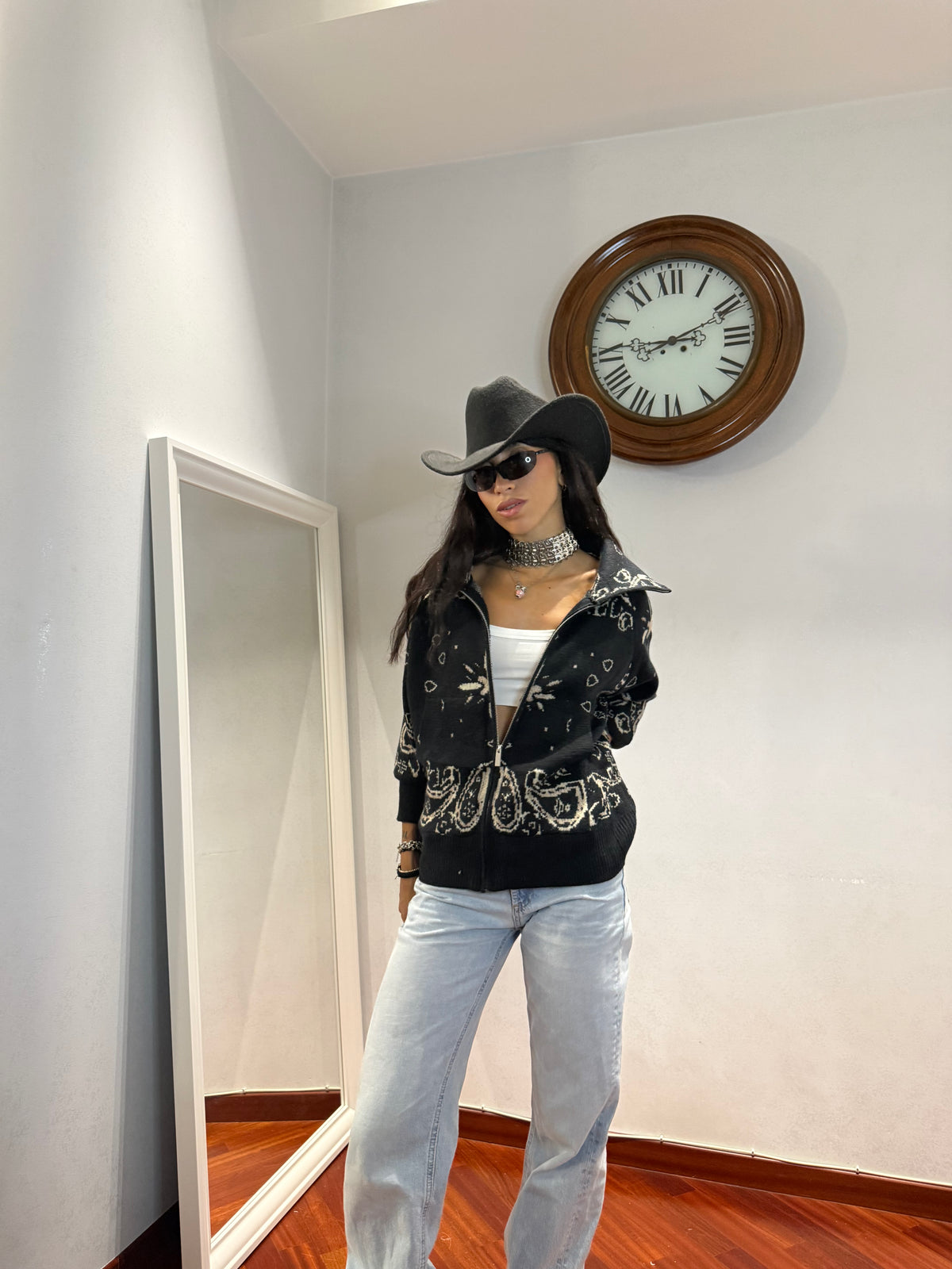Cardigan Bandana