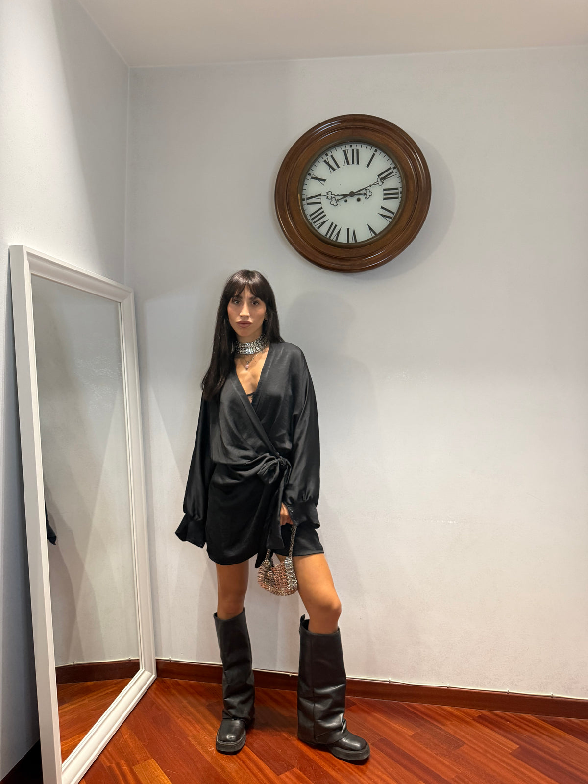Dress Plaza