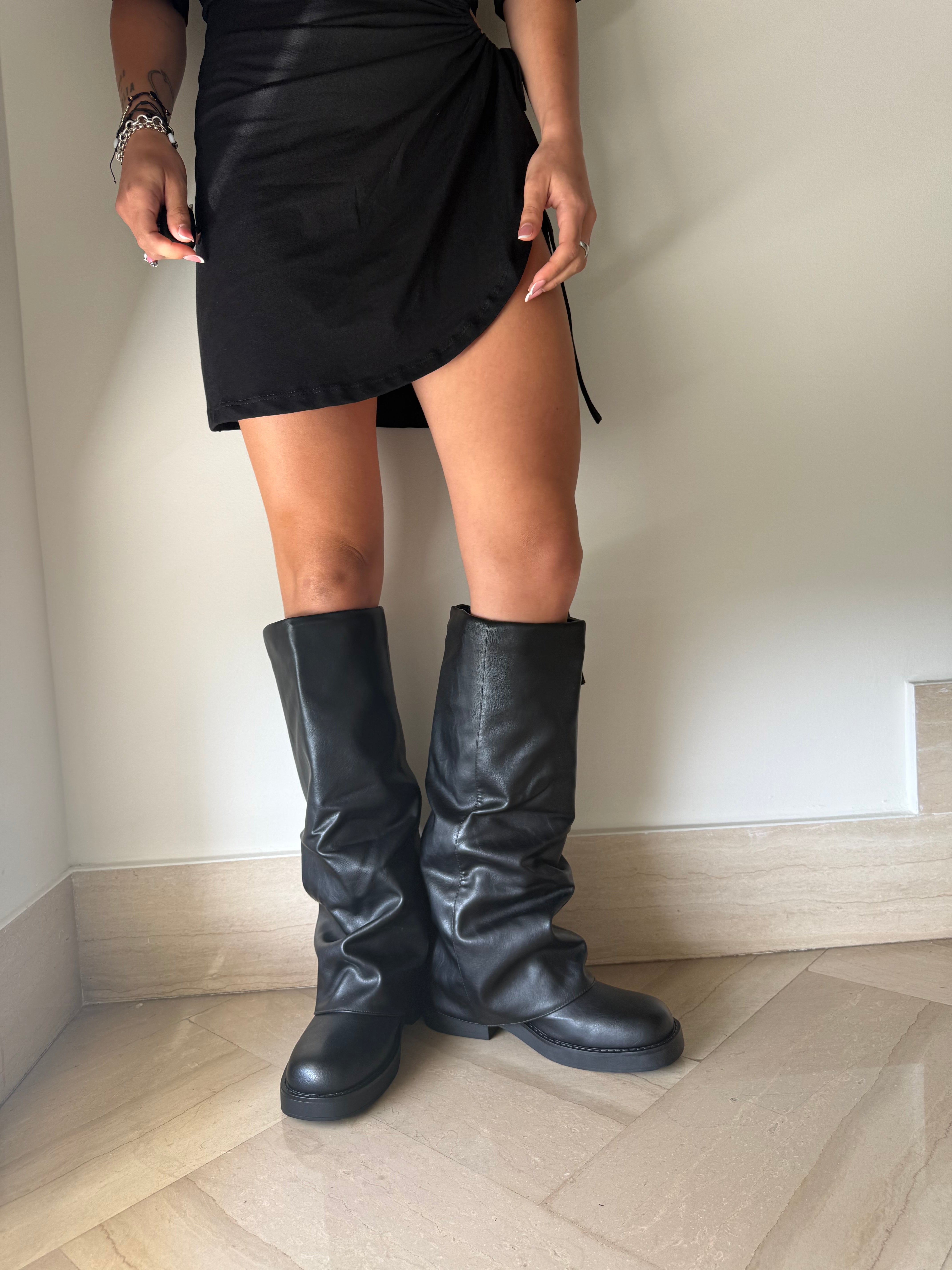 Boots Iconic